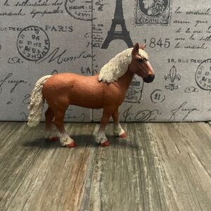 I will NOT go to emails,A mare Schleich horse with red painted hooves